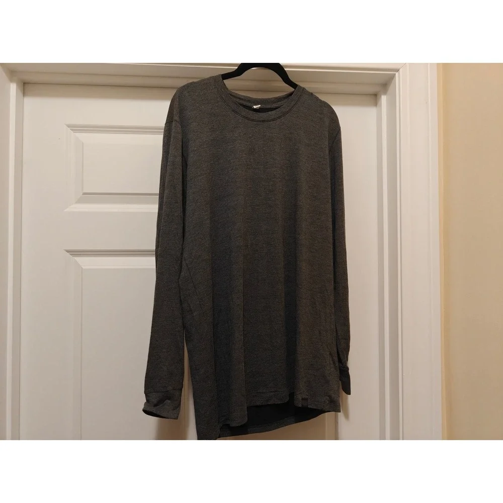 Uniqlo Heattech Extra Warm Mens Long Sleeve Crew Neck‎ Thermal Top Grey L